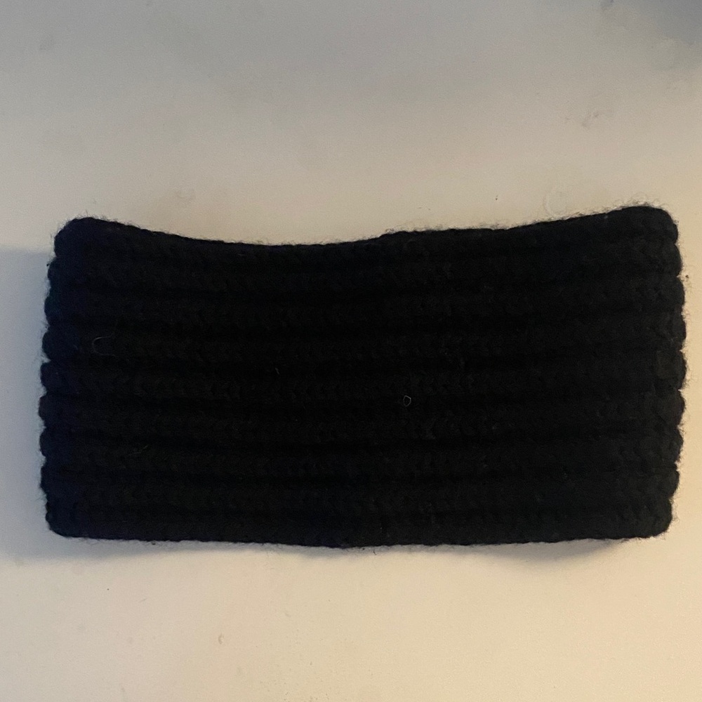 Black Knit Headband 100% cashmere.